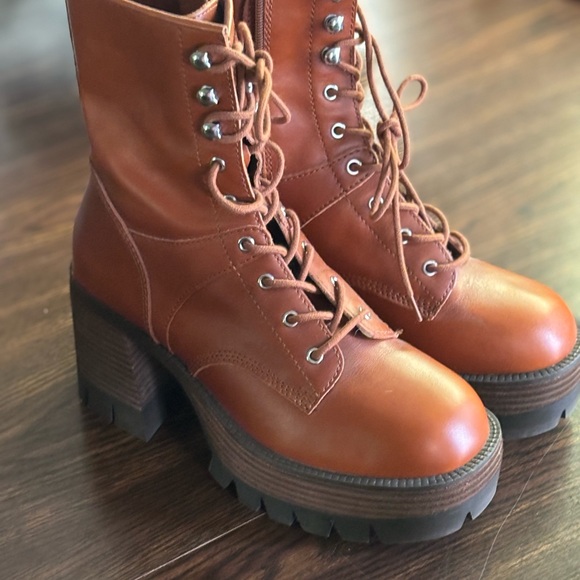 Steve Madden chunky feel new size 10 - Picture 3 of 11